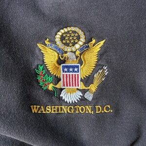 Vintage Washington. D.C. Emblem Crew Neck Black/ Medium.